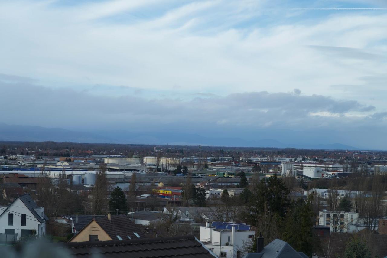 Magnifique Villa le89golden jacuzzi et sauna privatif Mulhouse Extérieur photo